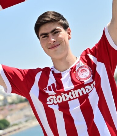 Armando González es nuevo jugador del Olympiacos de Grecia / @olympiacosfc