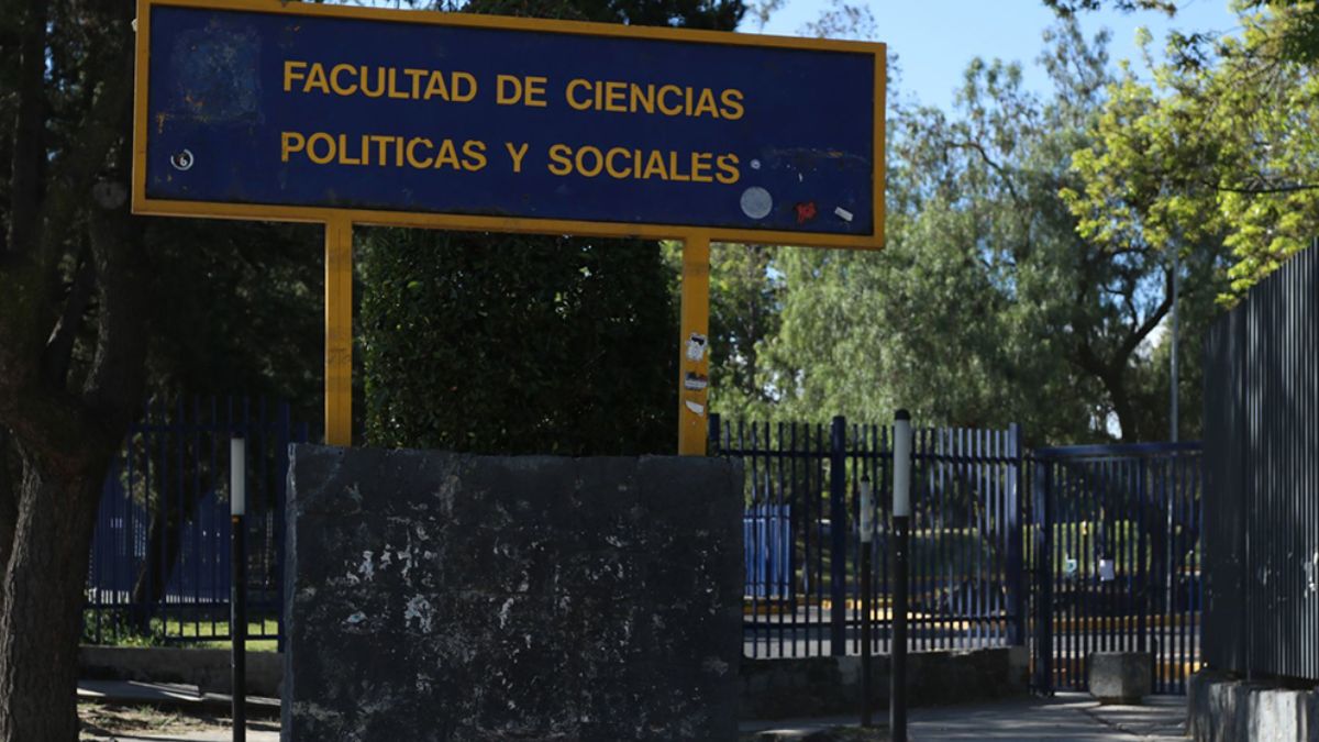 La FCPyS de la UNAM anuncia fecha de regreso a clases.