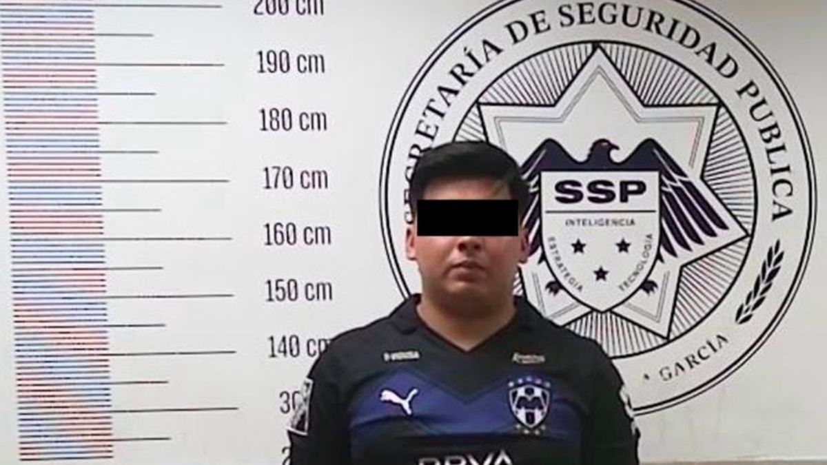 El hombre, quien se desempeñaba como empleado del establecimiento, fue detenido y trasladado a las instalaciones del C2 municipal.
