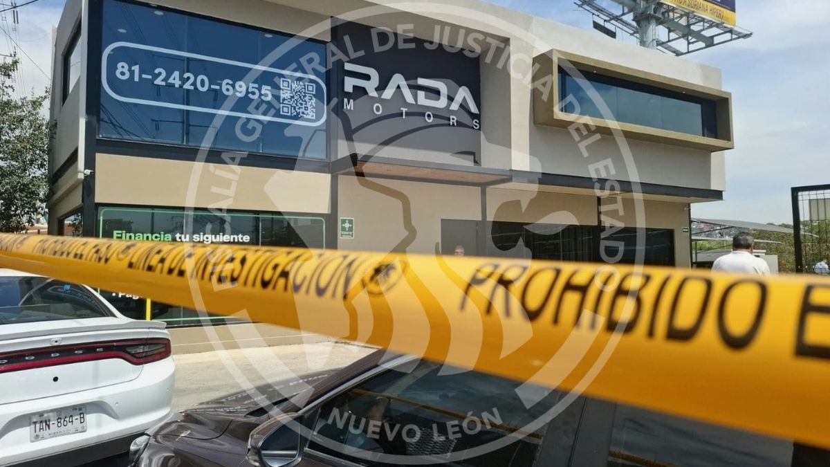 En el operativo participaron representantes del Ministerio Público, agentes ministeriales y personal del Instituto de Servicios Periciales.