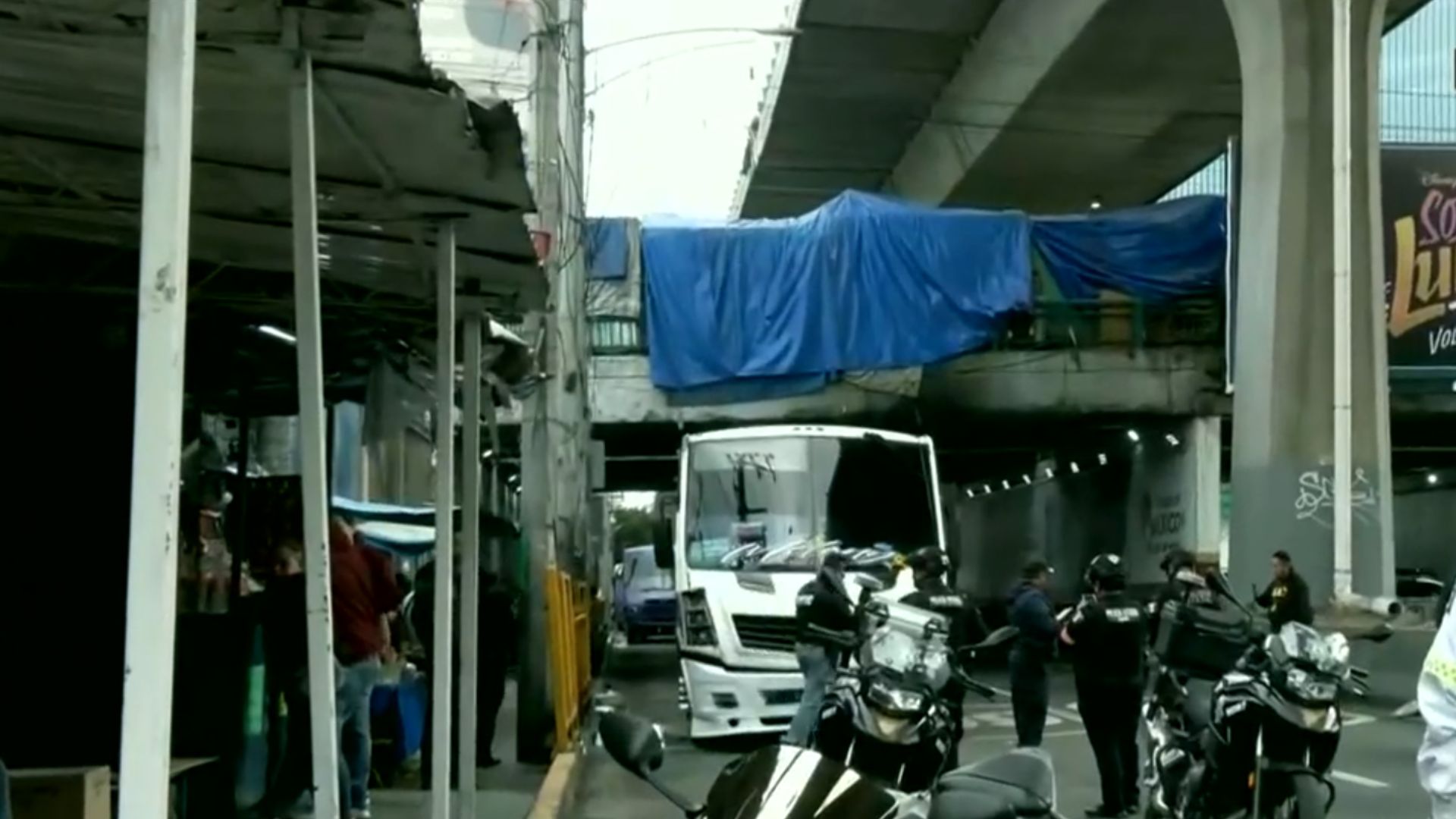 Asesinan a chofer de transporte en Naucalpan. TD Fin de Semana Vespertino CdMx, 22 de agosto de 2026