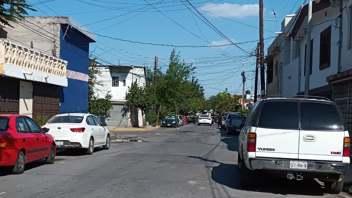 Autoridades investigan el asesinato de una pareja en Monterrey, luego de que presuntamente su hijo los atacara durante una pelea familiar