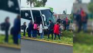 Un camión de pasajeros sufrió accidente en la México-Pirámides. | PC Acolman