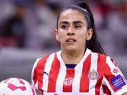 Damaris Godínez, defensora rojiblanca que combina la alta exigencia del fútbol profesional con la maternidad | vía X DamarisGodinez3