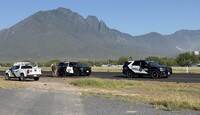 Elementos de Fuerza Civil permanecieron en la zona para resguardar el área.