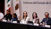 Libia Dennise, gobernadora del estado de Guanajuato y Emilia Esther Calleja, directora general paraestatal de la CFE
