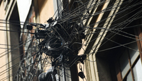 Miles de habitantes de la CdMx reportaron kilómetros de cables en desuso. | Agencia Cuartoscuro