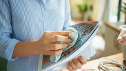 ¿Cómo limpiar la plancha de ropa con productos que tenemos en casa?