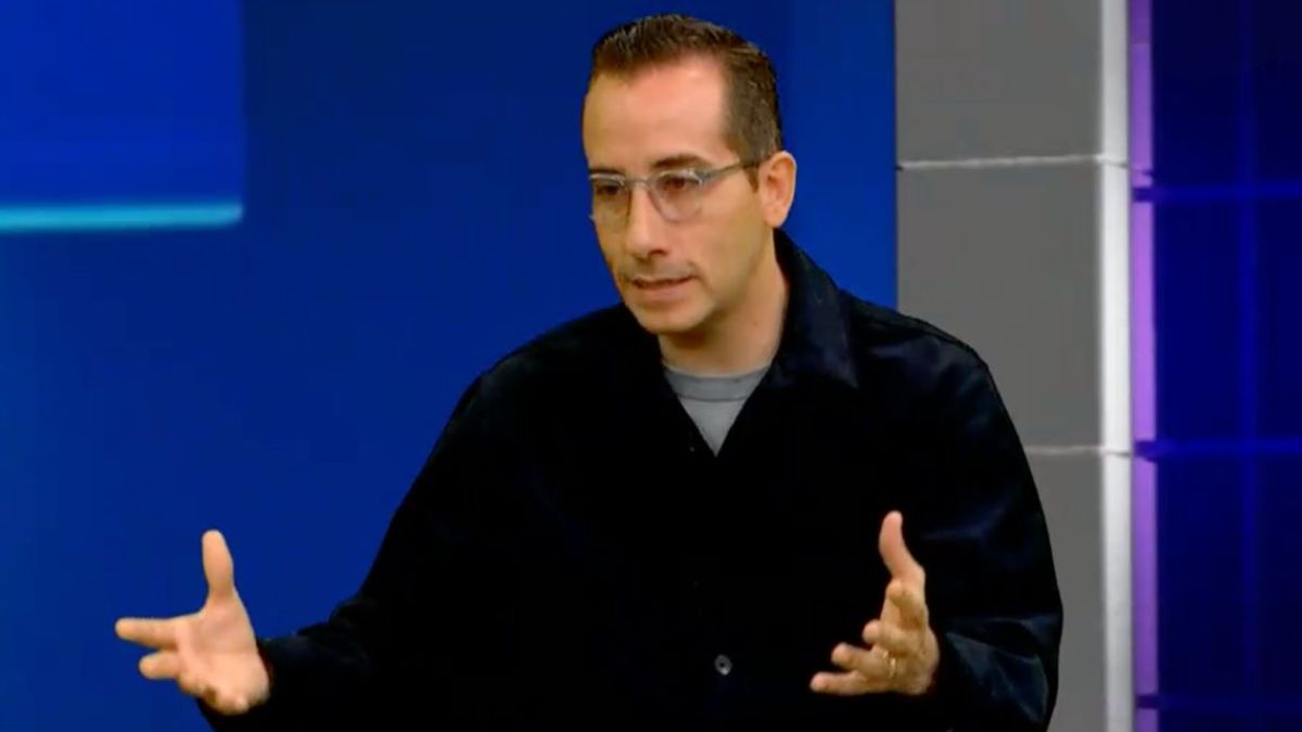 El dirigente estatal del PAN en Puebla, Mario Riestra Piña, durante la explicación de las medidas y la plataforma de registro