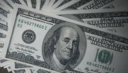 El peso se mantiene bajo las 17 unidades por dólar.