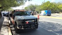 Fuga de gas tras una obra municipal movilizó a cuerpos de auxilio en la zona sur de Monterrey; el incidente fue controlado.