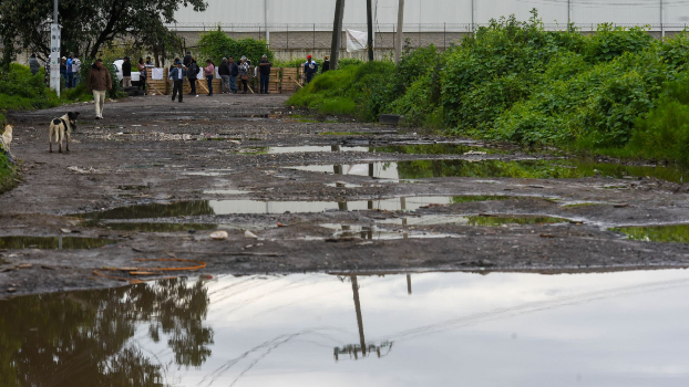 Habitantes de la Zona Metropolitana del Valle de México se preparan ante las posibles lluvias. | Agencia Cuartoscuro