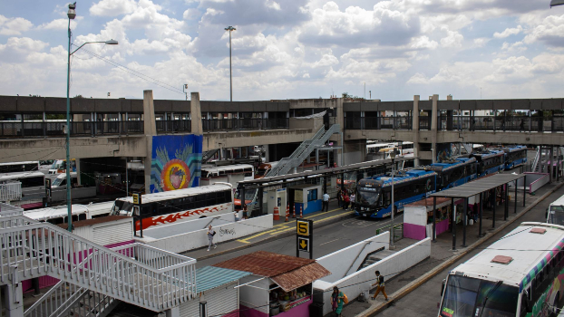 Habitantes de la Zona Metropolitana del Valle de México tienen que acatar el programa del Hoy No Circula. | Agencia Cuartoscuro