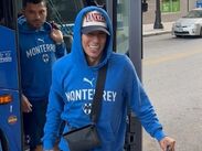 La Pandilla arribó a su hotel de concentración tras estar dos horas varados en el Aeropuerto de Chicago.