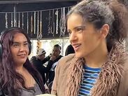 Rosalía visita popular tianguis en CDMX y se salva de balacera