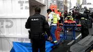 Volcadura de camioneta en Periférico Sur deja 19 trabajadores lesionados
