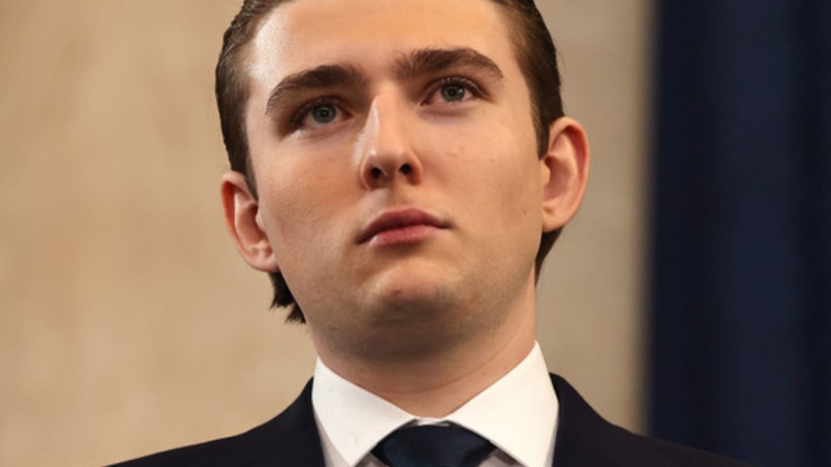La amenaza contra el joven de 20 años ocurre tras la difusión en julio de un video similar dirigido a la esposa de Trump, Melania.