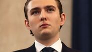 La amenaza contra el joven de 20 años ocurre tras la difusión en julio de un video similar dirigido a la esposa de Trump, Melania.