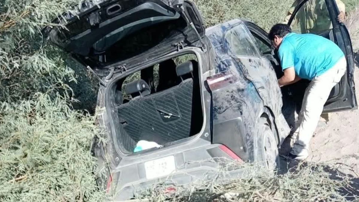 Al lugar arribaron efectivos de las policías municipal y estatal para dar apoyo en el resguardo de la zona.