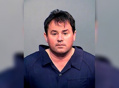 Bateman cumple actualmente 50 años en prisión por coaccionar a niñas | Policía del condado Coconino