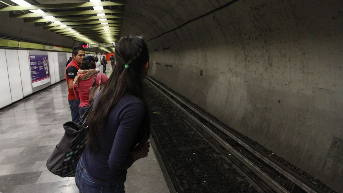 El Metro CdMx brinda servicio en sus 12 líneas.