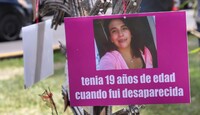 El monumento consta de una estatua elaborada de varilla que conmemora la imagen de la joven víctima de desaparición forzada / Melanie Torres