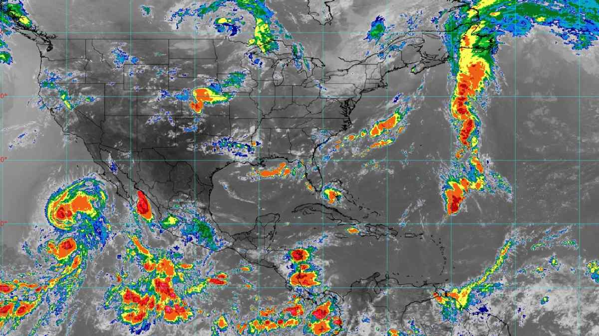 Antes las tormentas tropicales, es recomendable mantenerse atentos a la evolución de esto fenómenos/ CONAGUA