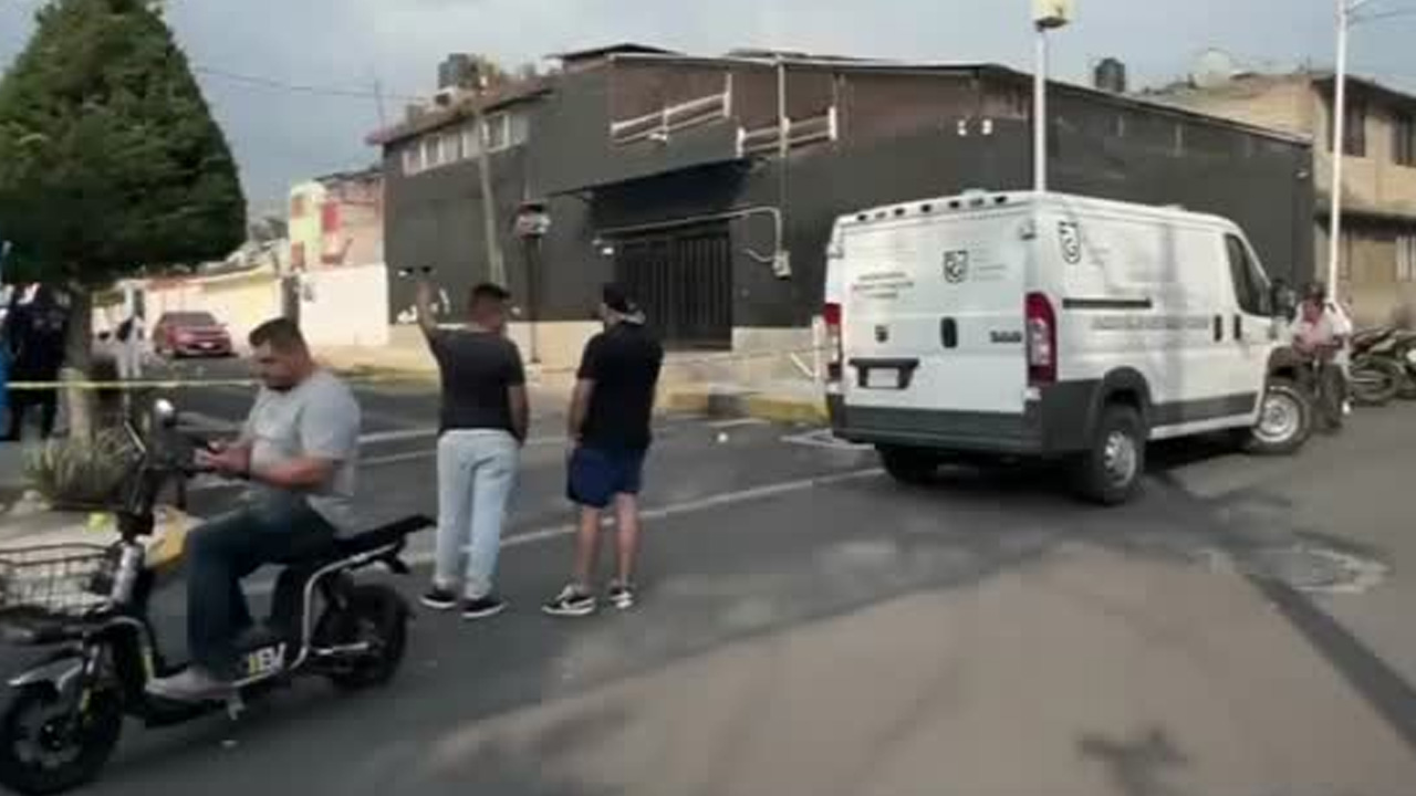 Asesinan a hombre a balazos en Tláhuac; agresores huyen en motocicleta
