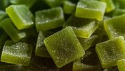 Los establecimientos que ofrezcan dulces o productos con THC sin autorizaciones específicas podrían estar incurriendo en un delito penal.