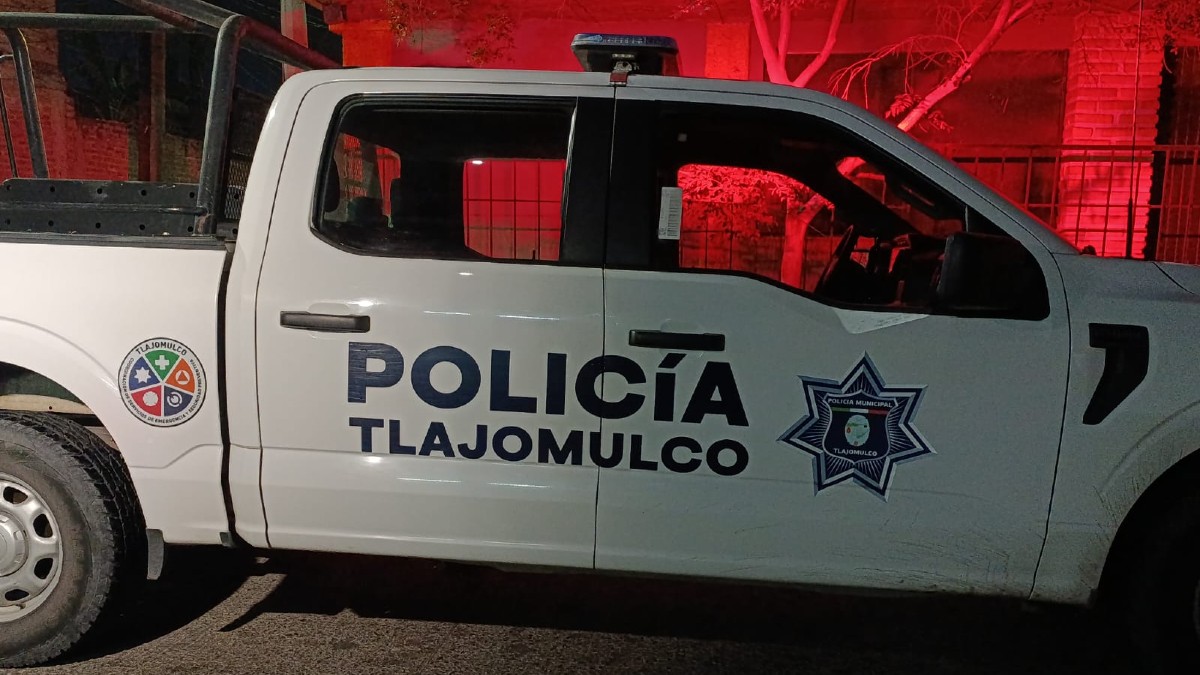 Oficiales de la Policía de Tlajomulco apoyaron en el resguardo y aseguramiento del lugar tras la explosión