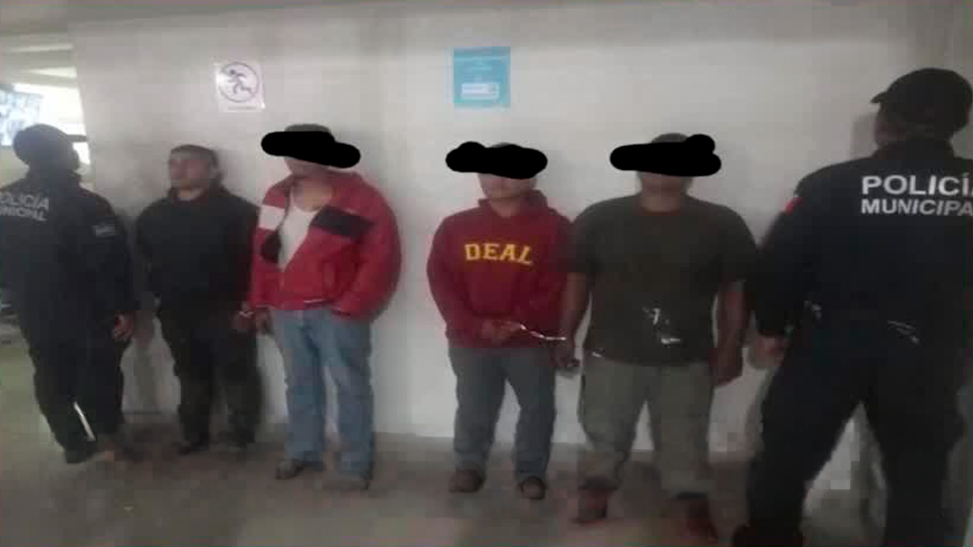 Operadores de grúas desatan pelea campal en Valle de Chalco. TD Nocturno CdMx, 27 de agosto 2026