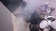 Se podía ver algo de humo, pero lo que les llamó la atención, es que el fuego formaba un círculo extraño.