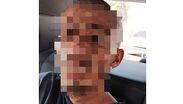 Al momento de realizarle una inspección preventiva, los oficiales le encontraron en posesión de diversos artículos.