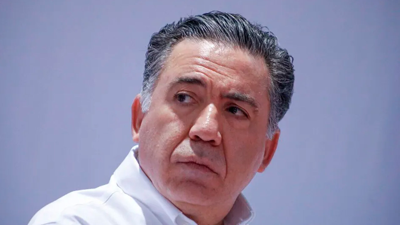 Senador Enrique Inzunza abandona Morena y acusa campaña de calumnias