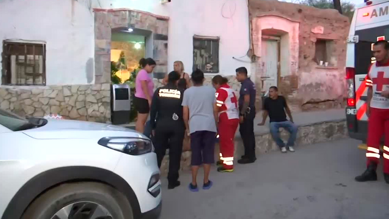 VIDEO | Joven embarazada y drogada provoca incendio en La Polvorera