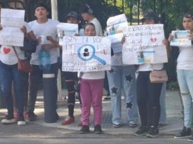 Colectivos de búsqueda alertan a jóvenes a tomar precauciones al viajar al puerto de Mazatlán.