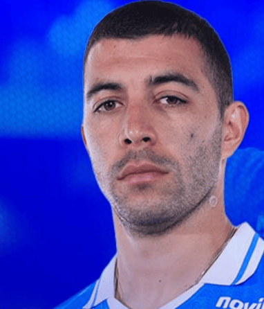Erik Lira fue el cápitan celeste que levantó la décima copa de Liga MX para la ´Máquina'. | @CruzAzul