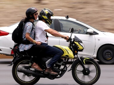 Jesús Elizondo, diputado local de Morena, señaló que las autoridades deben poner orden en el uso de motocicletas. | Luis Guerra