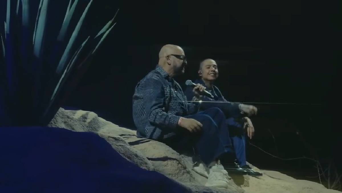 Natanael Cano en su concierto charló un momento con Pepe Garza