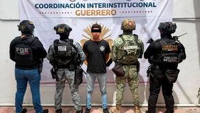 Detienen a Nelson 'N', presunto integrante de La Familia Michoacana; lo vinculan a un homicidio doble. | FGE Guerrero