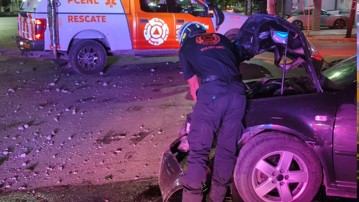 Al lugar arribaron elementos de Protección Civil de Nuevo León.