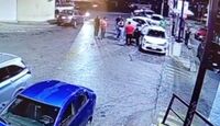 Conductores de aplicación son agredidos por presuntos taxistas en Monterrey