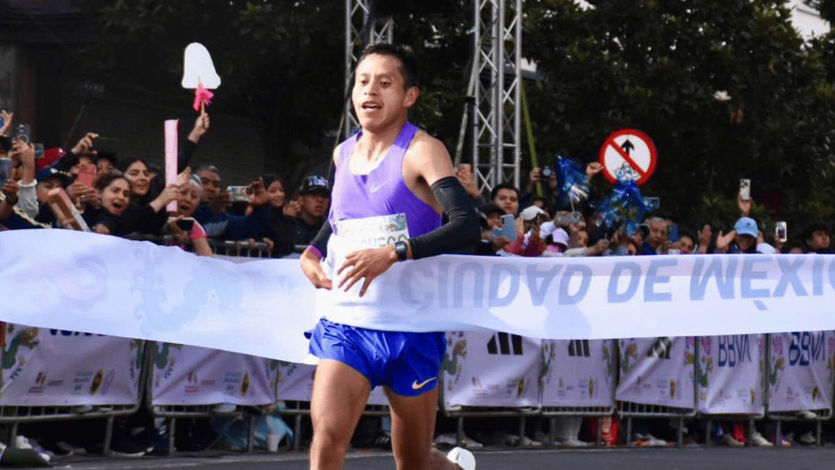 Cristhian Simeón Pacheco Mendoza hizo un tiempo de 2:10:03. | @MaratonCDMX