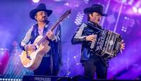 La agrupación ha ganado presencia dentro del regional mexicano y cuenta con seguidores en varios estados. \ Los Dos Carnales Instagram