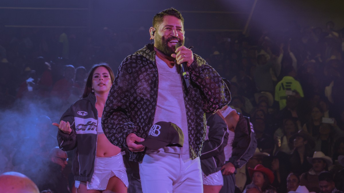 Homenaje en las pantallas: Pancho Barraza recuerda a sus abuelos en el Palenque de Metepec. | Mauricio Cavazos