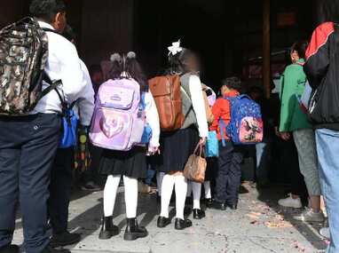 Inicia ciclo escolar 2026-2027 en Edomex con más de 2.7 millones de estudiantes