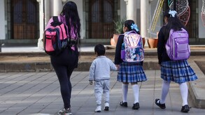 La matricula estatal en Oaxaca a disminuido de más de un millón de alumnos en 2010 a 812 mil alumnos en 2026 |
