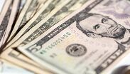 El precio del dólar puede variar conforme avanza el día y el banco en que se realice la compra y venta.
