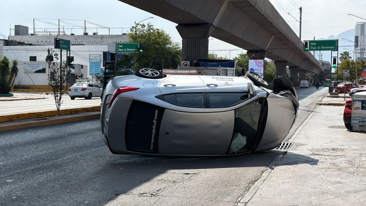 El accidente sucedió la tarde de este martes sobre la avenida Colón, a la altura de la calle Diego de Montemayor.