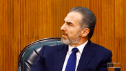 Adrián de la Garza exige saldar deudas